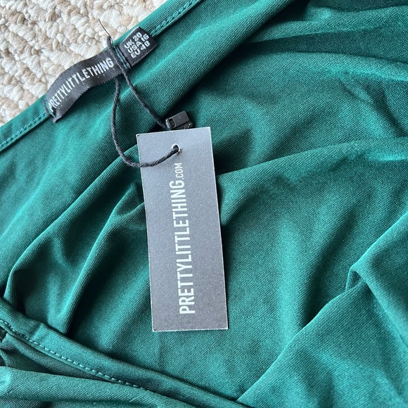 PrettyLittleThing Dress - Picture 2 of 2